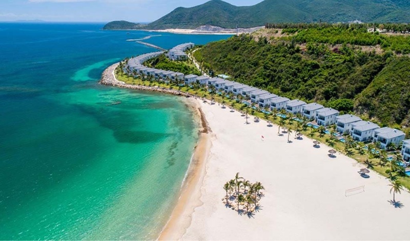 Bãi Trũ để lại ấn tượng sâu sắc trong lòng du khách nhờ vẻ đẹp thiên nhiên độc đáo