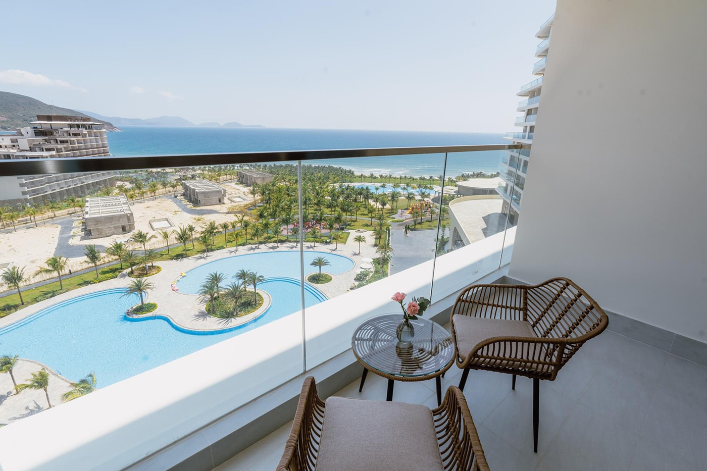 Aquamarine Resort Hotel Cam Ranh nằm ở vị trí nào?