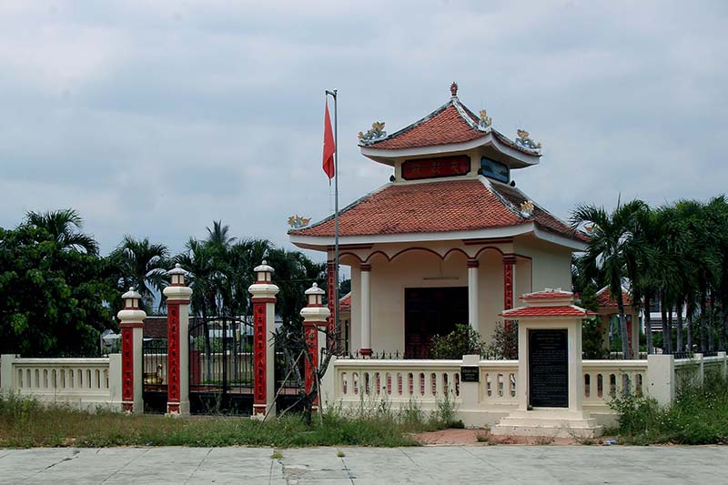 Từ Hà Nội đến đền thờ Trần Quý Cáp, Diên Khánh, Khánh Hòa đi như thế nào?