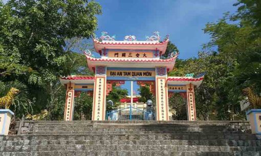 Di tích Am Chúa Nha Trang có địa chỉ là gì?