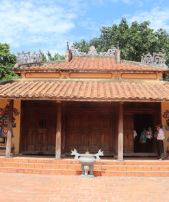 Di chuyển bằng tàu hỏa và xe khách/ô tô
