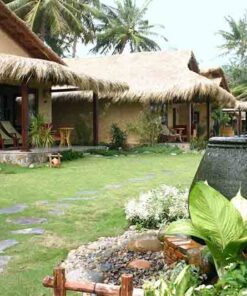 Khu du lịch Làng Tre Nha Trang tọa lạc ở đâu?