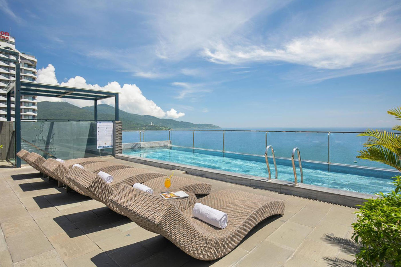 Vị trí và kiến trúc Ki-Em Arthouse Resort Nha Trang