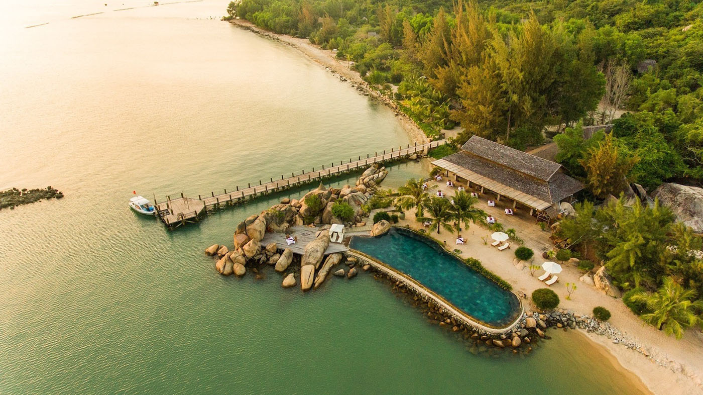 Địa chỉ và kiến trúc của Some Days Of Silence Resort And Spa Nha Trang
